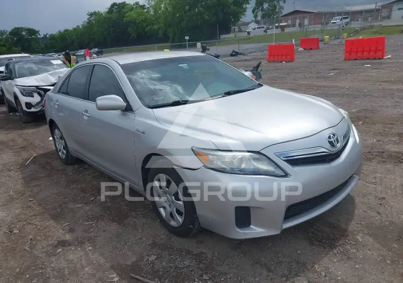2010 Toyota CAMRY фото