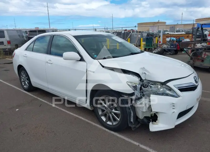 2010 Toyota CAMRY photo