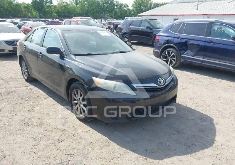 2010 Toyota CAMRY фото
