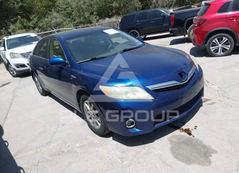2010 Toyota CAMRY фото