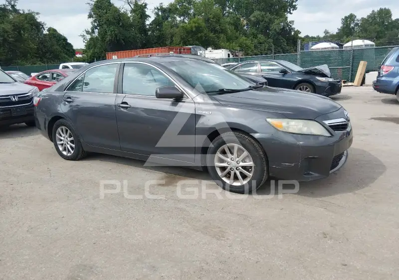 2010 Toyota CAMRY фото