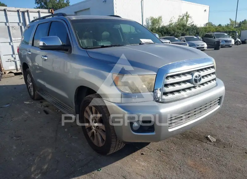 2010 Toyota SEQUOIA photo