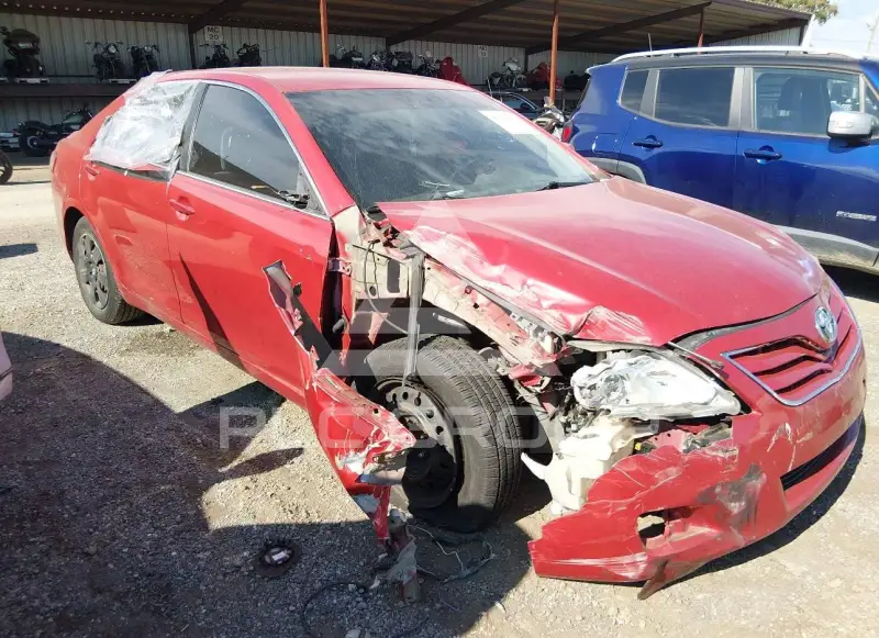 2010 Toyota CAMRY фото