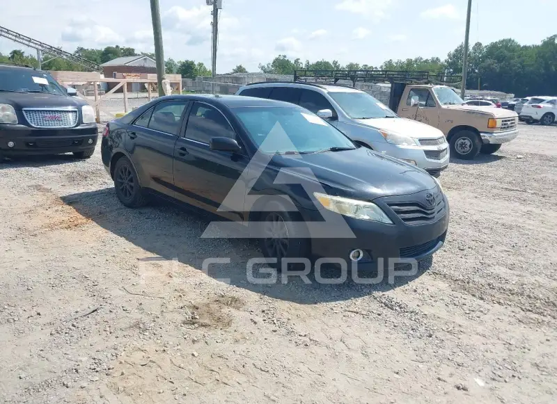 2010 Toyota CAMRY фото