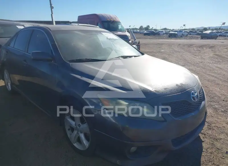 2010 Toyota CAMRY фото