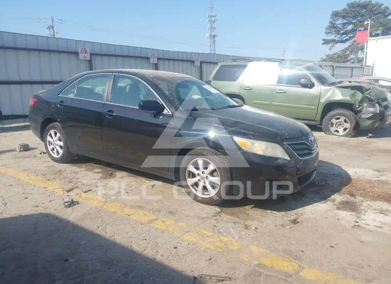 2010 Toyota CAMRY фото