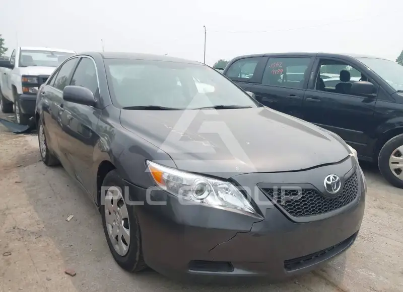 2010 Toyota CAMRY photo