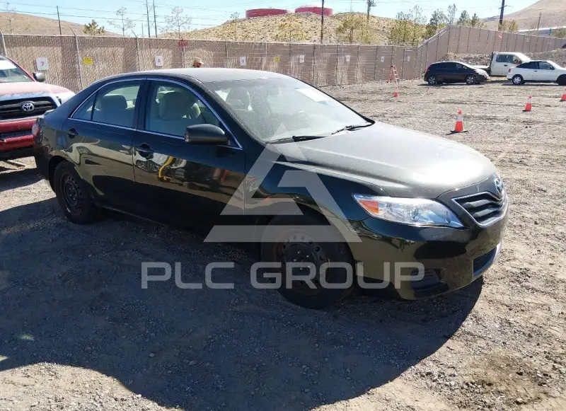 2010 Toyota CAMRY фото