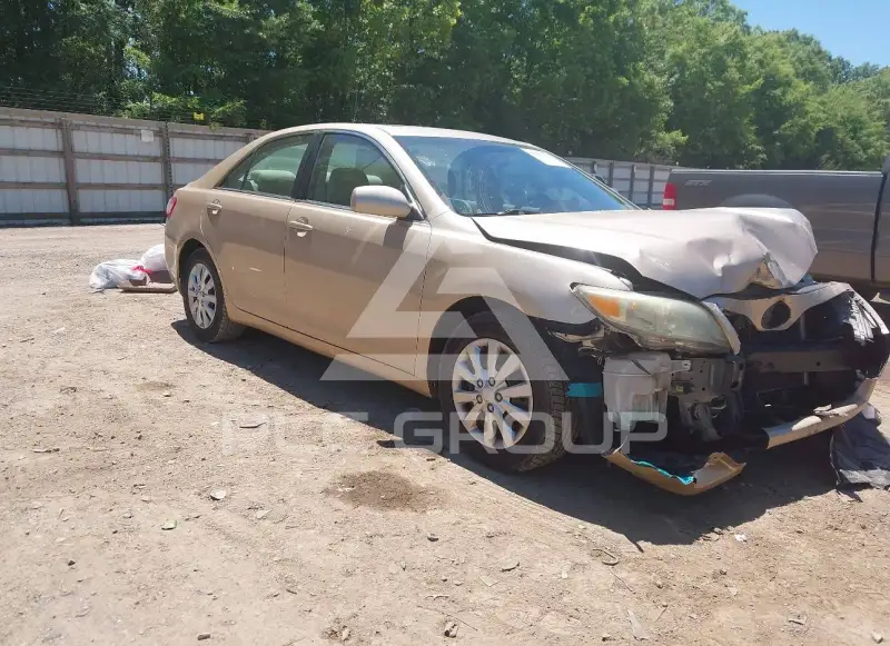 2010 Toyota CAMRY фото