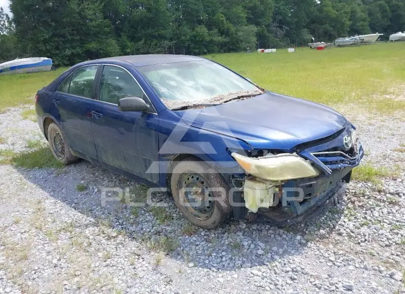 2010 Toyota CAMRY photo