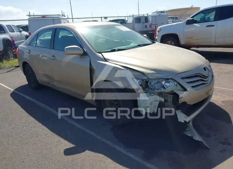 2010 Toyota CAMRY фото