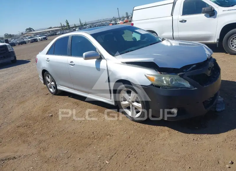 2010 Toyota CAMRY photo