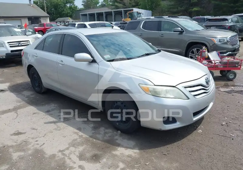 2010 Toyota CAMRY photo