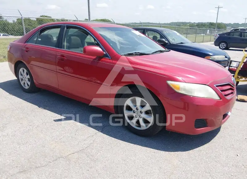 2010 Toyota CAMRY фото