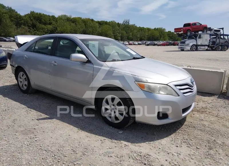 2010 Toyota CAMRY фото