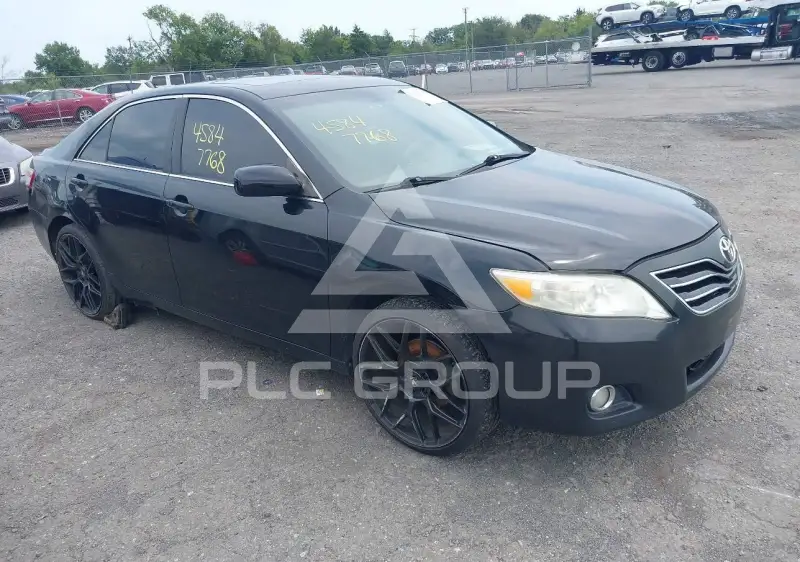 2010 Toyota CAMRY фото
