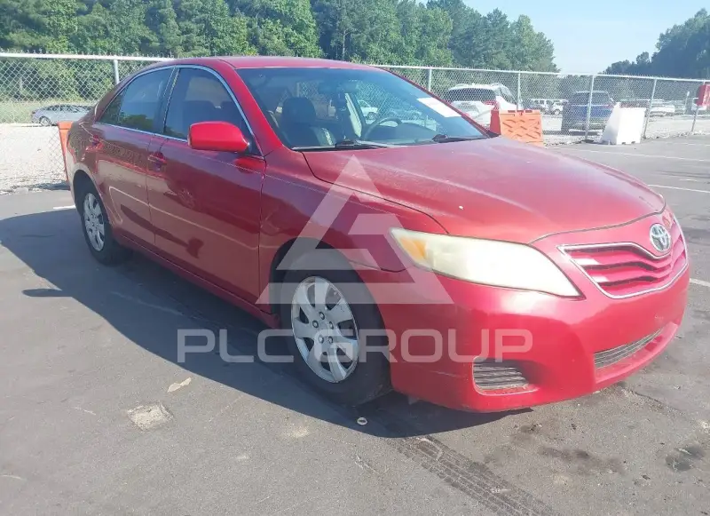 2010 Toyota CAMRY фото