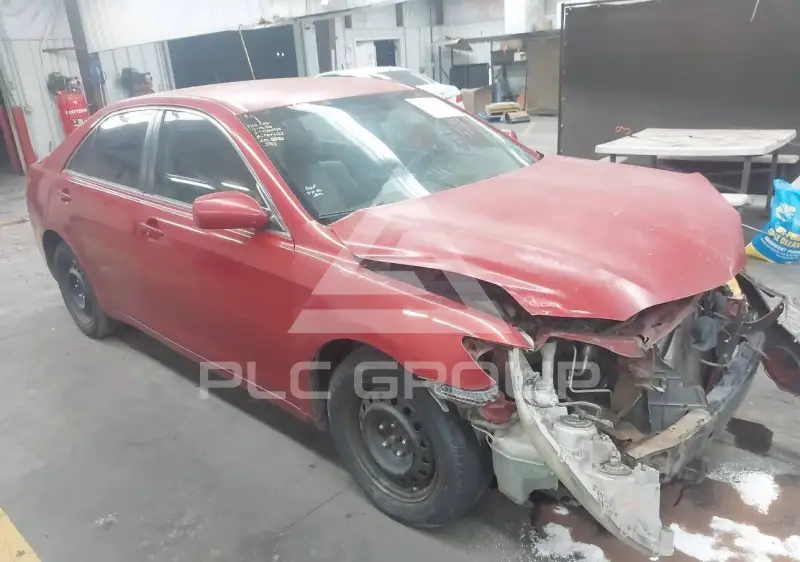 2010 Toyota CAMRY фото