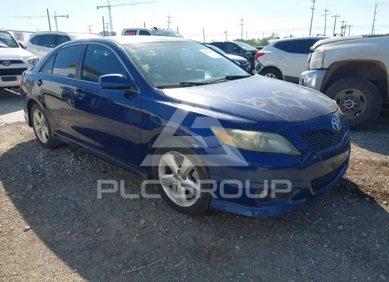 2010 Toyota CAMRY фото
