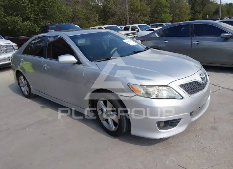 2010 Toyota CAMRY photo