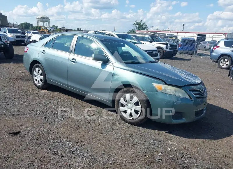 2010 Toyota CAMRY фото