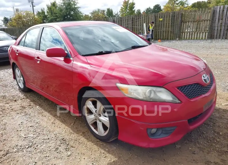 2010 Toyota CAMRY photo