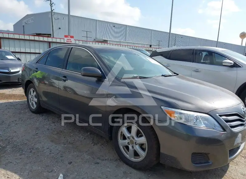 2010 Toyota CAMRY photo
