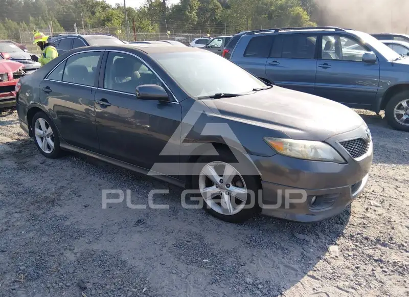 2010 Toyota CAMRY фото