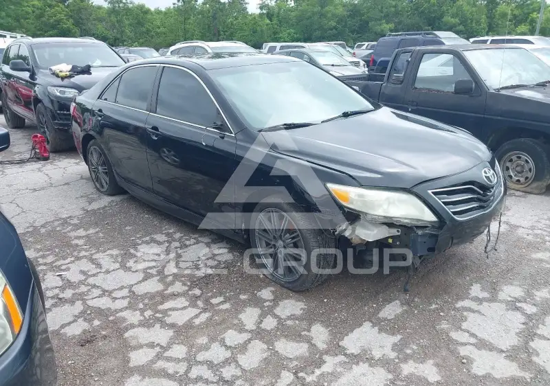 2010 Toyota CAMRY photo