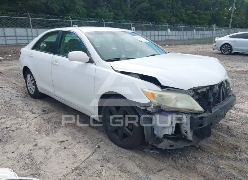 2010 Toyota CAMRY фото