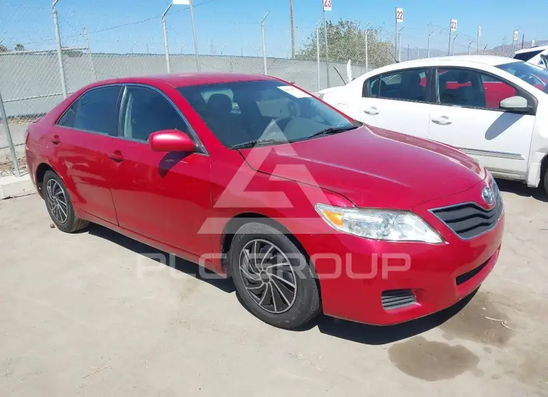 2010 Toyota CAMRY photo