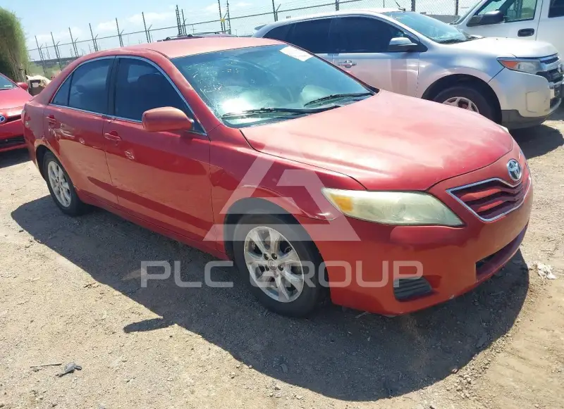 2010 Toyota CAMRY фото