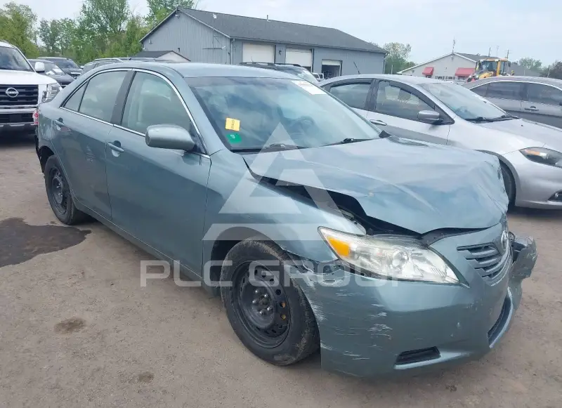 2010 Toyota CAMRY фото