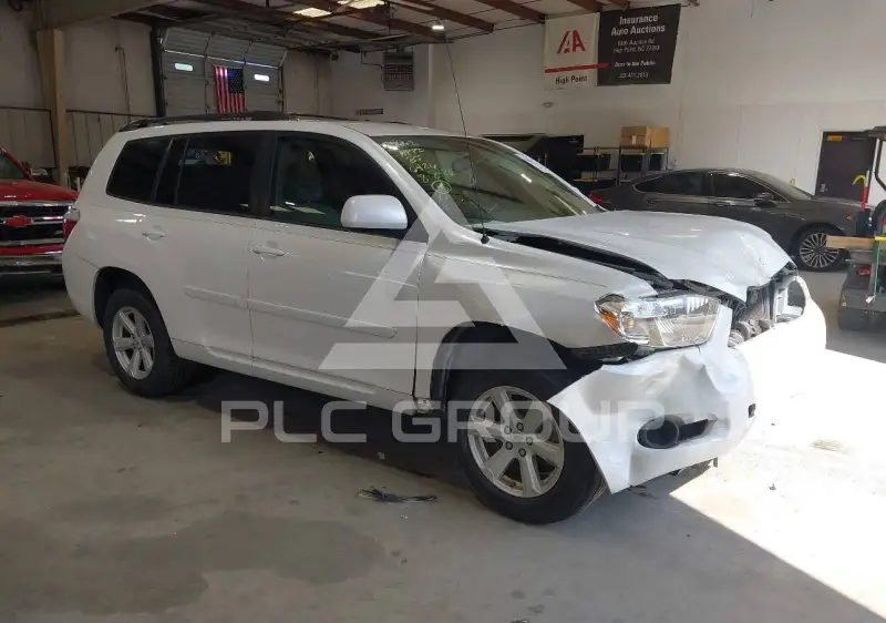 2010 Toyota Highlander photo