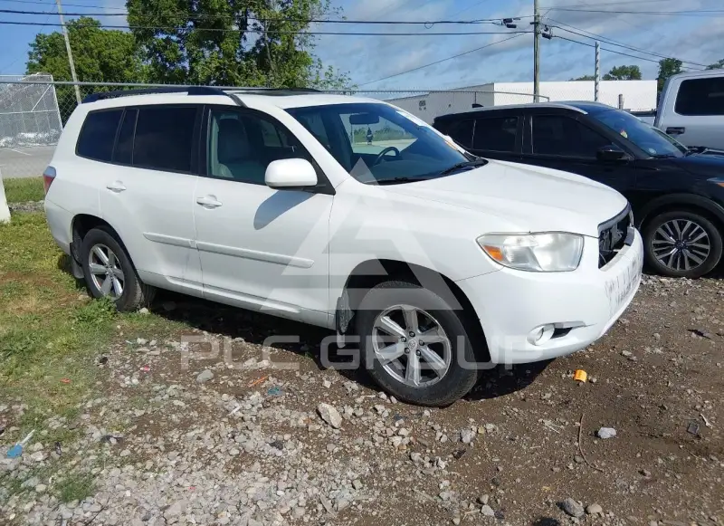 2010 Toyota Highlander фото