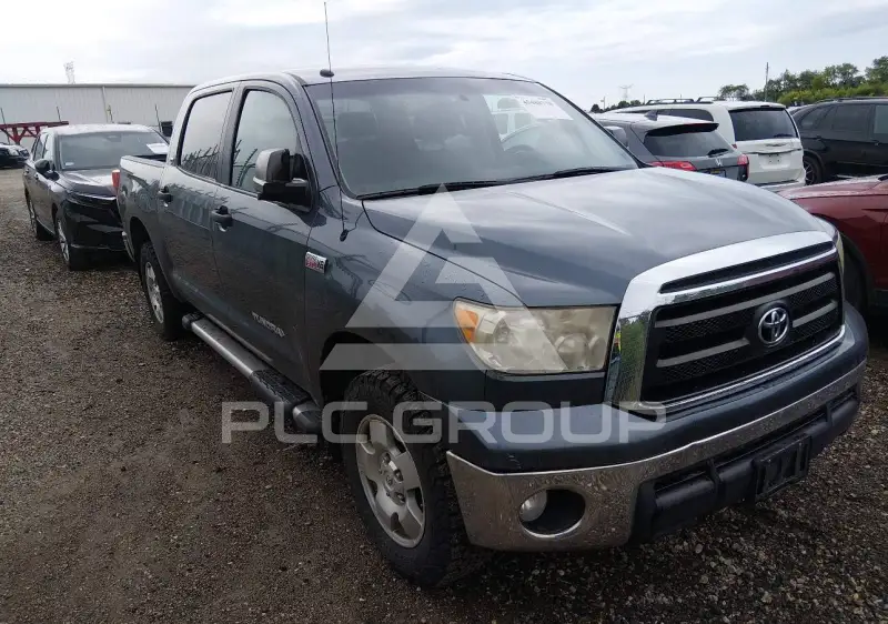 2010 Toyota TUNDRA photo