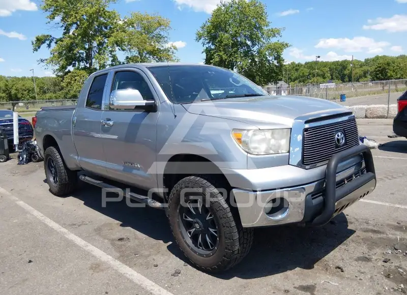 2010 Toyota TUNDRA фото
