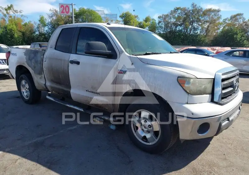 2010 Toyota TUNDRA photo