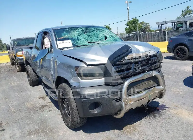 2010 Toyota TUNDRA photo