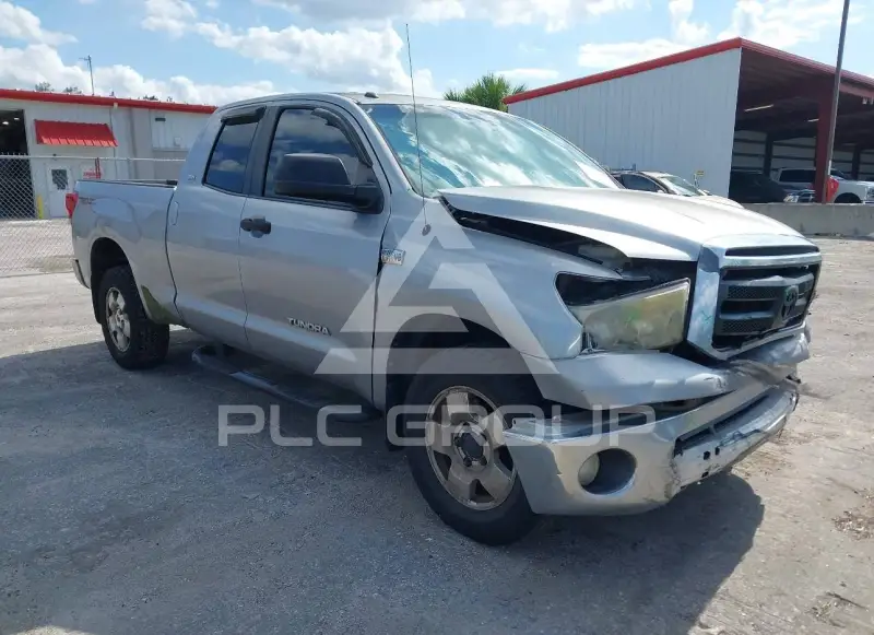 2010 Toyota TUNDRA photo