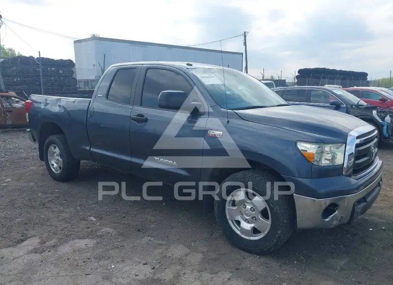 2010 Toyota TUNDRA photo