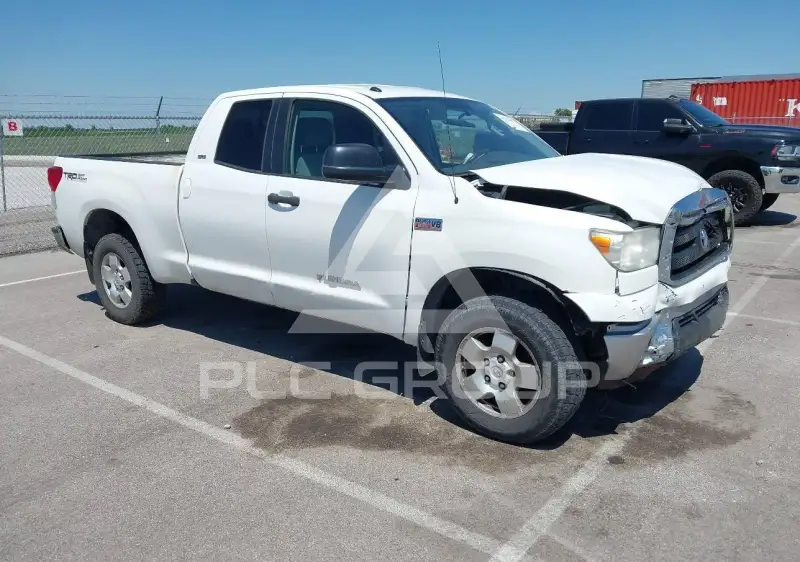 2010 Toyota TUNDRA photo