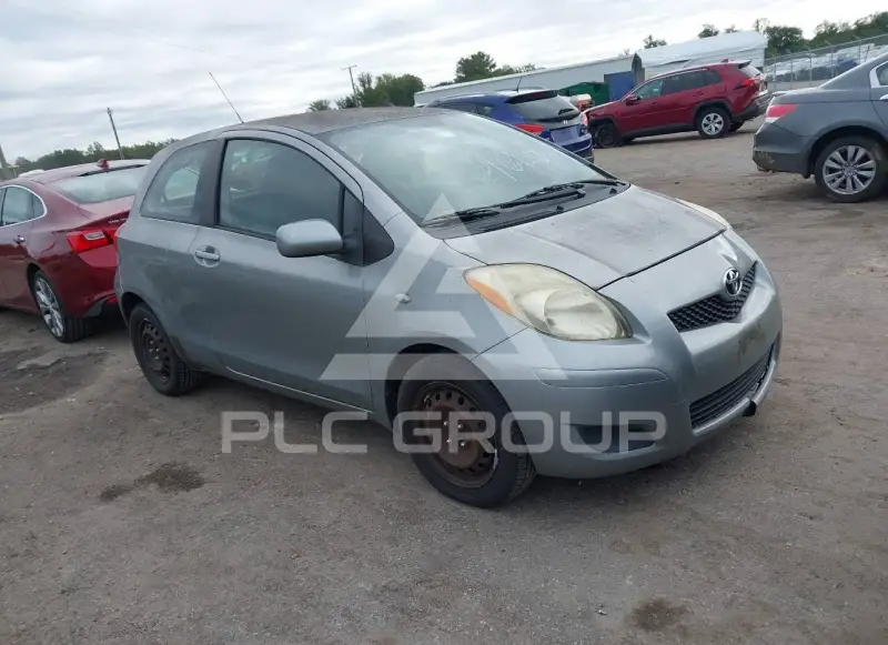 2010 Toyota YARIS фото