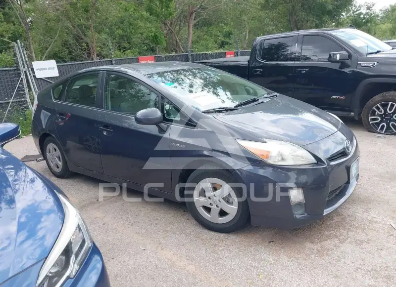 2010 Toyota PRIUS фото