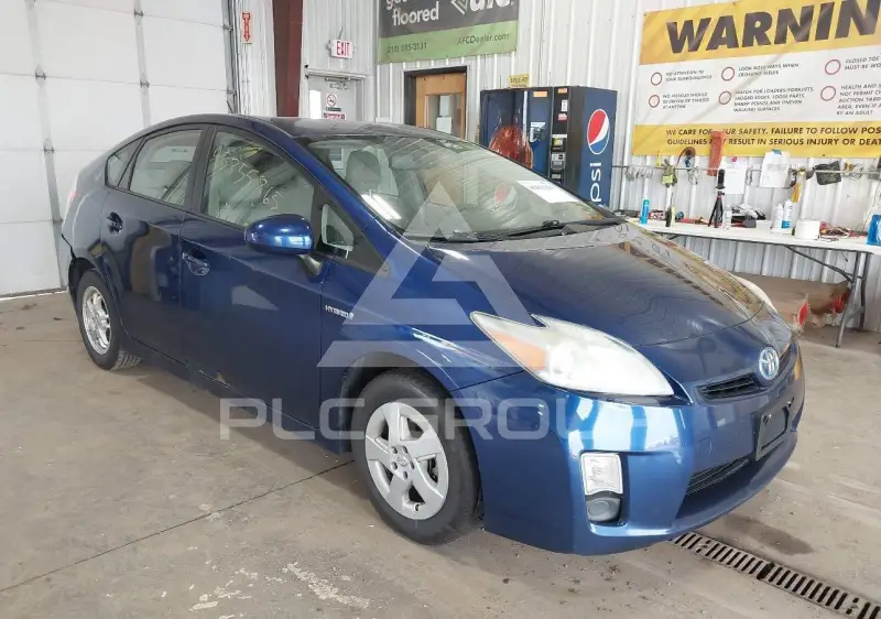 2010 Toyota PRIUS фото