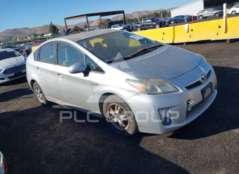 2010 Toyota PRIUS фото