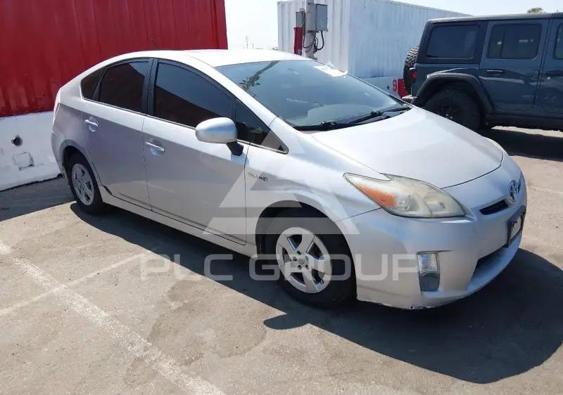 2010 Toyota PRIUS фото