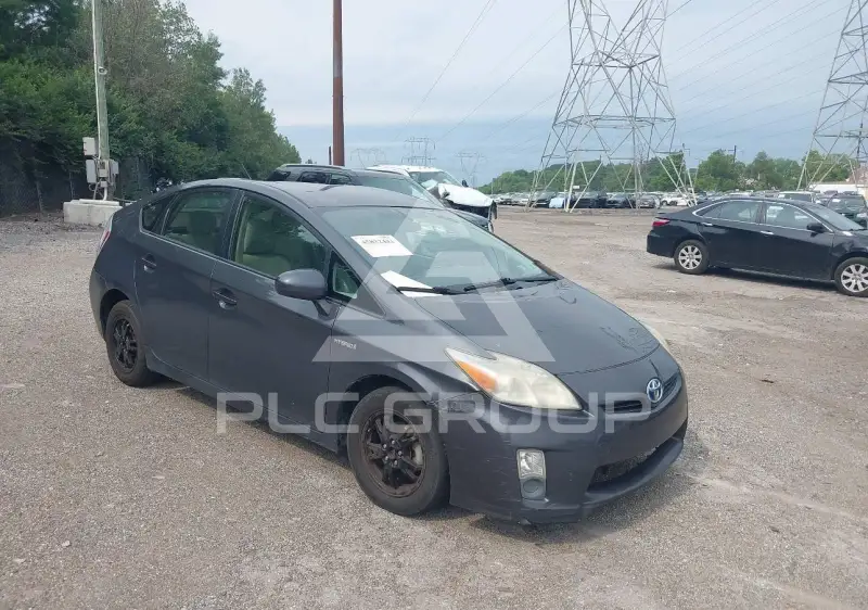 2010 Toyota PRIUS фото