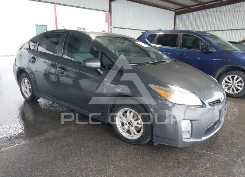 2010 Toyota PRIUS фото