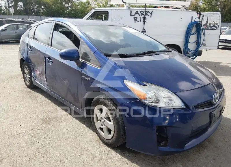 2010 Toyota PRIUS фото